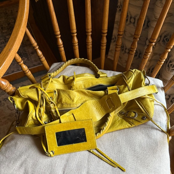 BALENCIAGA S/S 2004 Yellow Twiggy, Chevre Leather/Pewter Hardware - Picture 7 of 16